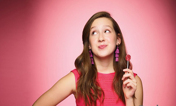 Được mời ăn kẹo mút nhưng sợ sâu răng, và cô bé 7 tuổi khởi nghiệp tạo công ty triệu đô