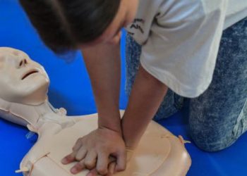 Scotland Day Hoc Sinh Hoi Suc Tim Phoi De Cuu Nguoi