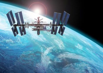 Tram Khong Gian Quoc Te Bi De Doa Do An Do Ban Ha Ve Tinh 2